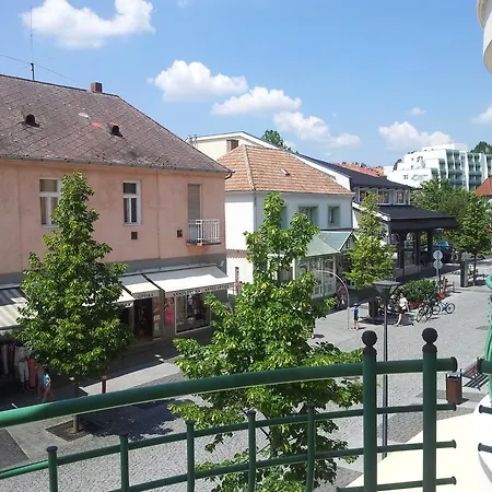 Palace Wellness Apartman Hévíz
